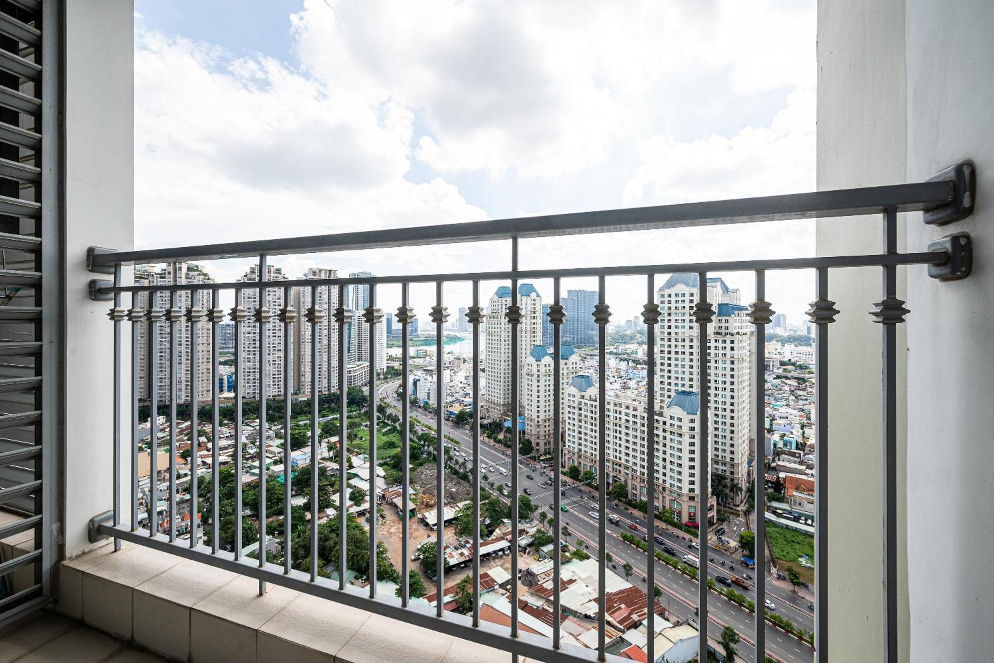 Landmark Plus Residences Luxury Suite Ho Chi Minh City Exterior photo
